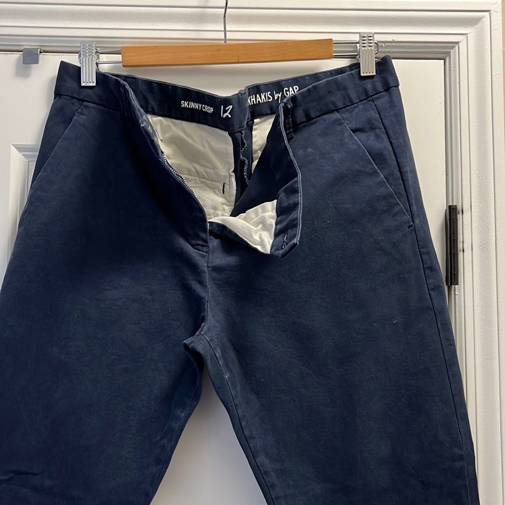 Skinny, crop, navy blue Gap pants, size 12